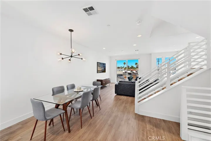 665 W 17th Street, Costa Mesa, California 92627