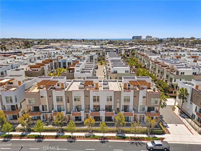 665 W 17th Street, Costa Mesa, California 92627