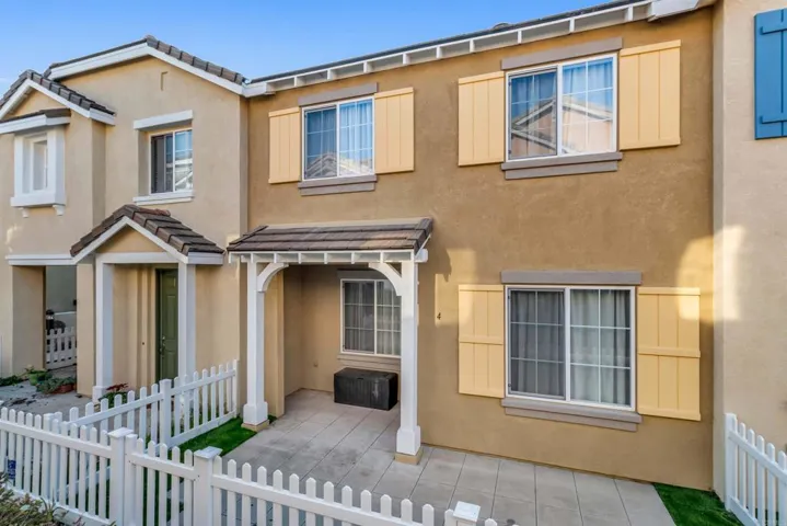 1431 Trouville Lane 4, Chula Vista, California 91913