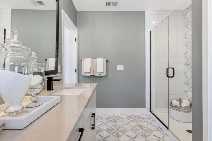 205 Oak Circle, Walnut Creek, California 94597