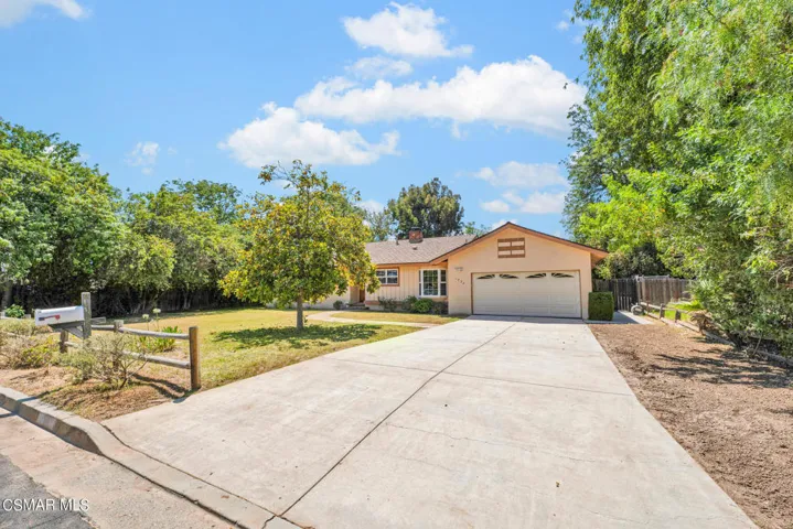 1737 Wellesley Dr.