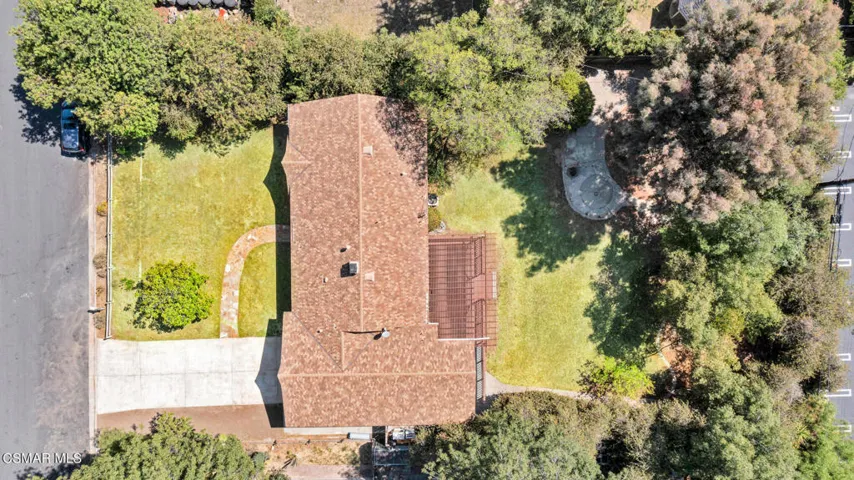 1737 Wellesley Dr.