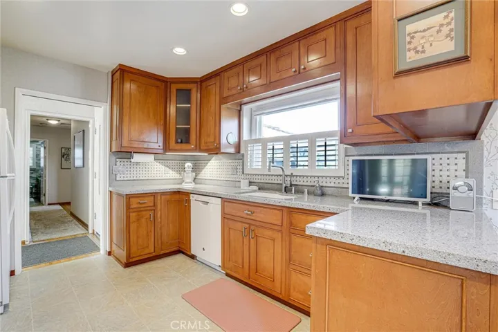 20544 Madison Street, Torrance, California 90503
