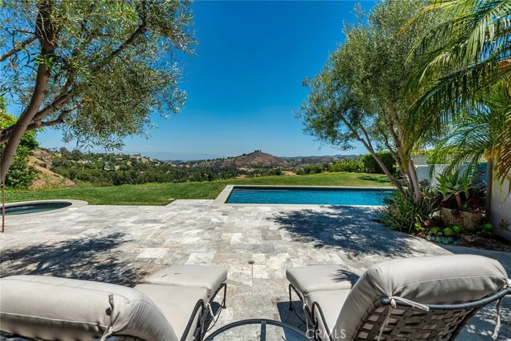 4164 Prado De Los Pajaros, Calabasas, California 91302
