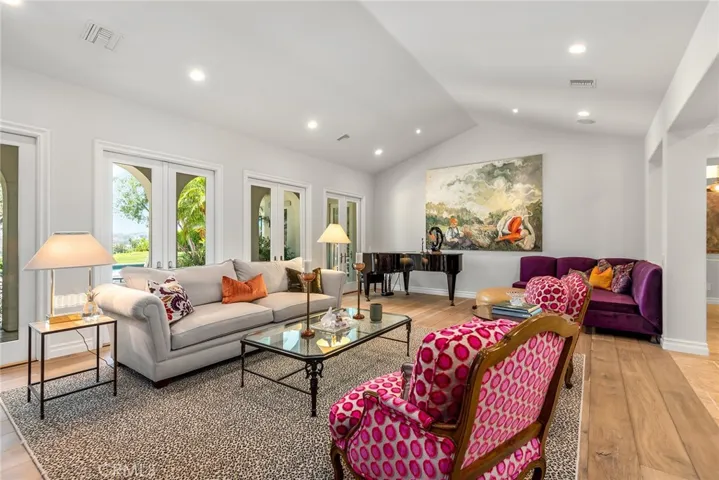 4164 Prado De Los Pajaros, Calabasas, California 91302