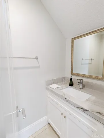 Powder room