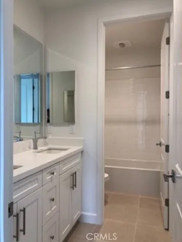 Upstairs Hall Bath