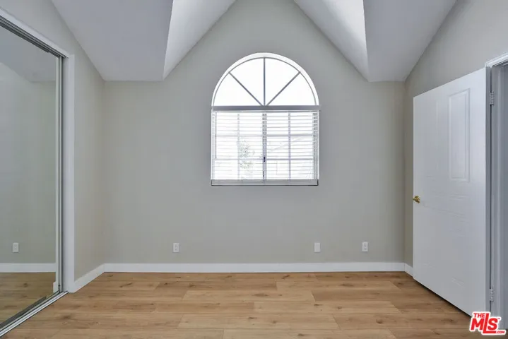 2nd Bedroom High Ceilings & Arch Window