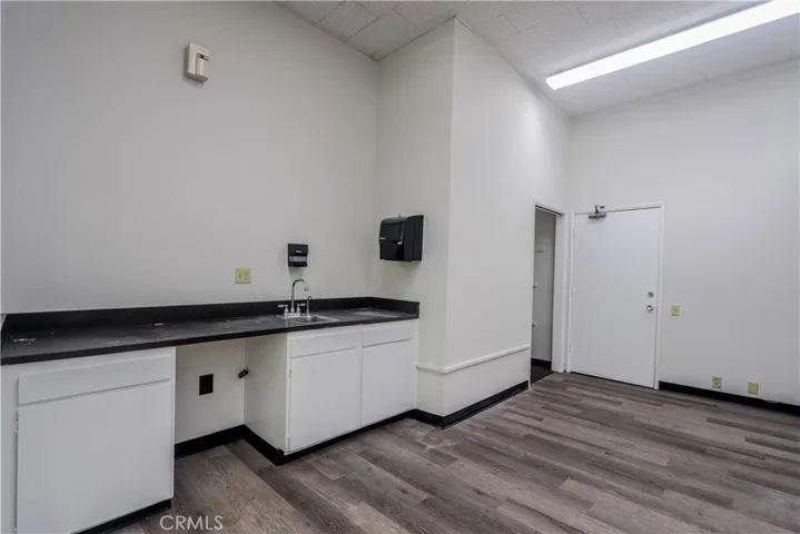 13813 S Main Street, Los Angeles, California 90061