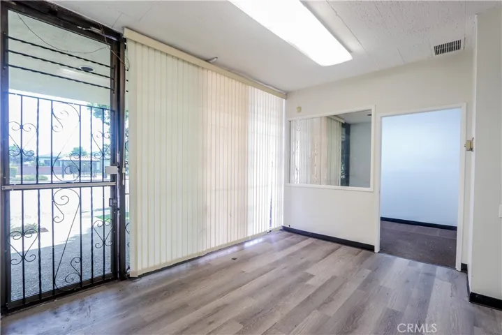 13813 S Main Street, Los Angeles, California 90061