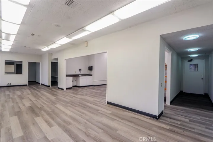 13813 S Main Street, Los Angeles, California 90061