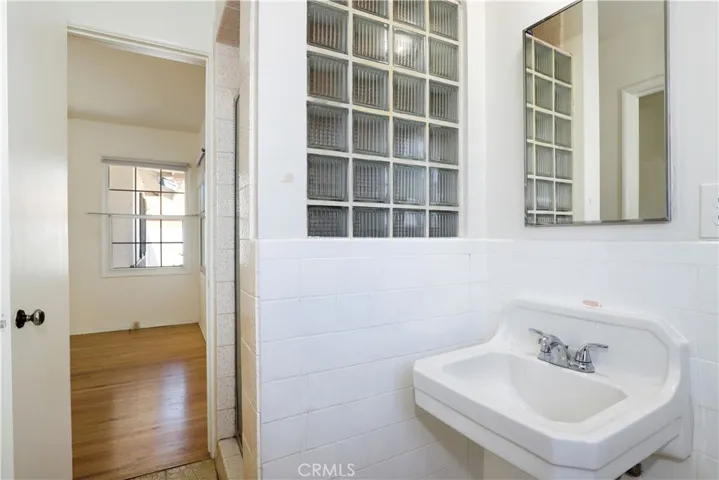 Bathroom 1 off Primary Bedroom