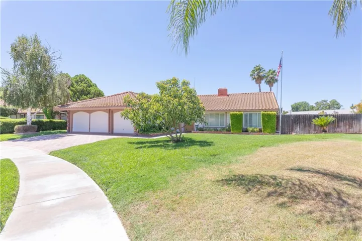 6345 Foster Drive, Riverside, California 92506
