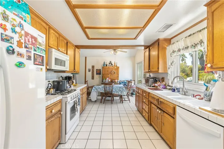 6345 Foster Drive, Riverside, California 92506