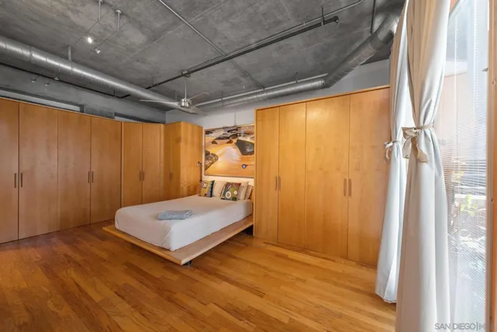 877 Island 508, San Diego, California 92101