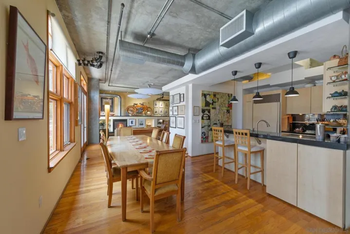 877 Island 508, San Diego, California 92101