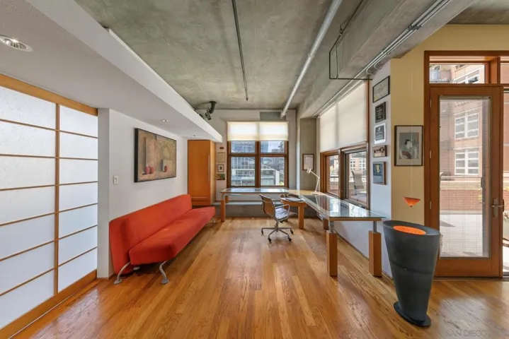 877 Island 508, San Diego, California 92101