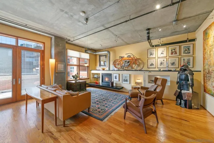 877 Island 508, San Diego, California 92101