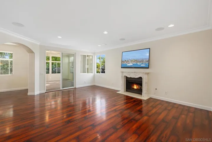 1030 Princess Kyra Place, Escondido, California 92029