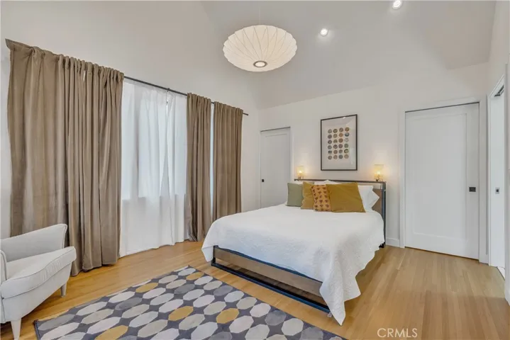 499 Kenoak, Pomona, California 91768