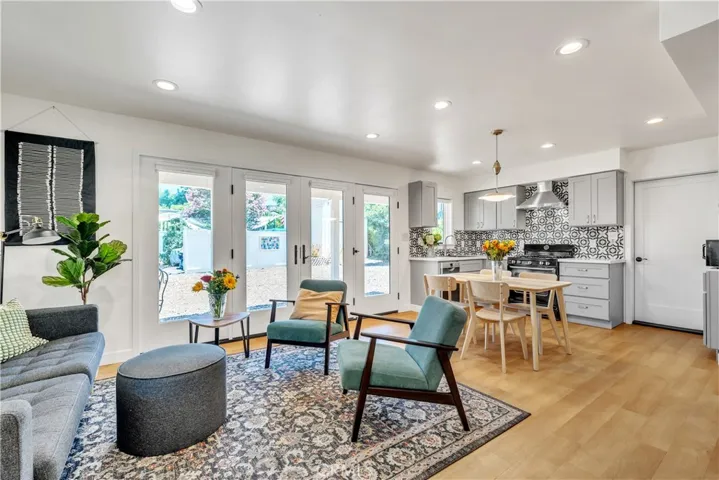 499 Kenoak, Pomona, California 91768