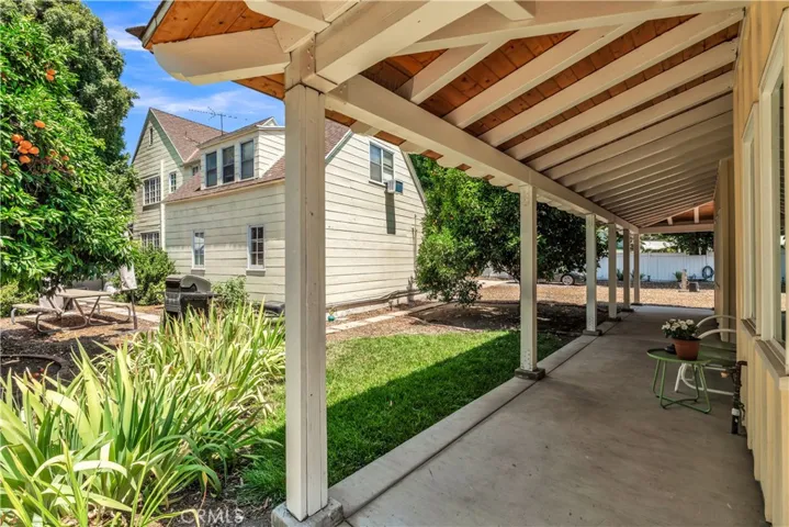 499 Kenoak, Pomona, California 91768