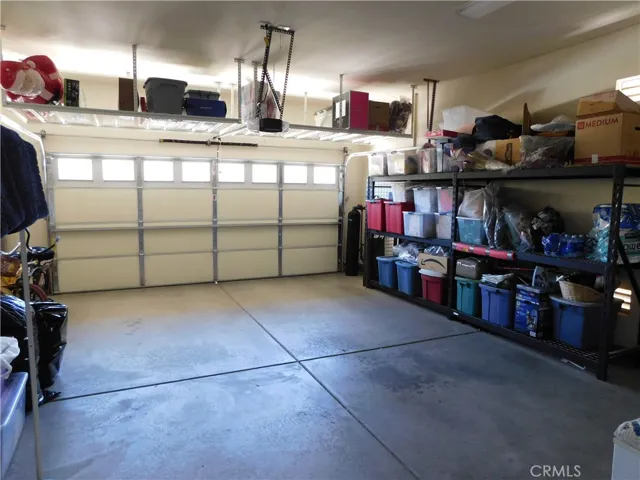 19544 Valley Court, Apple Valley, California 92308