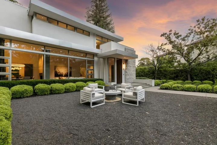 20 Denham Court, Hillsborough, California 94010