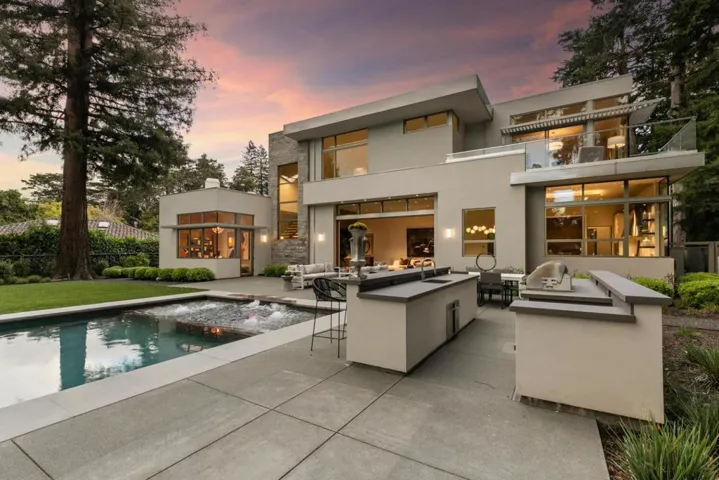 20 Denham Court, Hillsborough, California 94010