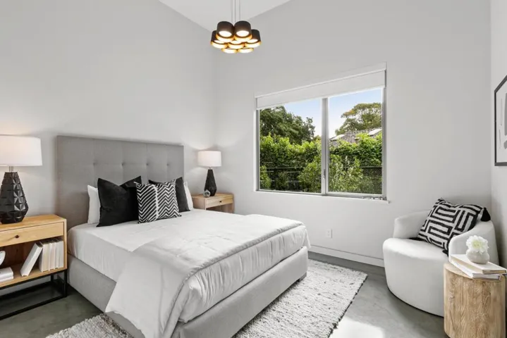 20 Denham Court, Hillsborough, California 94010