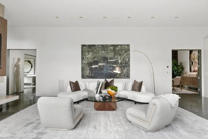 20 Denham Court, Hillsborough, California 94010