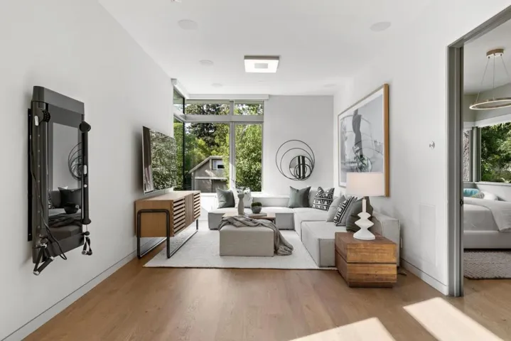 20 Denham Court, Hillsborough, California 94010