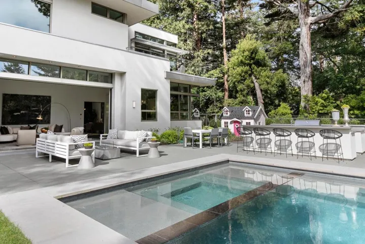 20 Denham Court, Hillsborough, California 94010