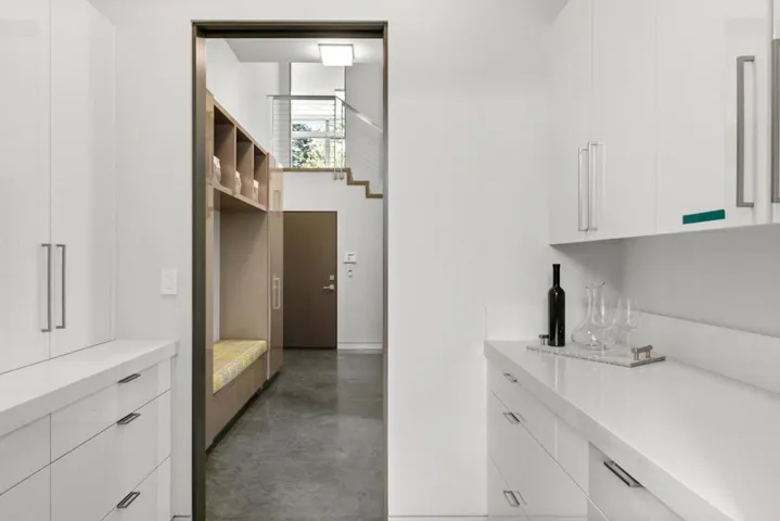 20 Denham Court, Hillsborough, California 94010
