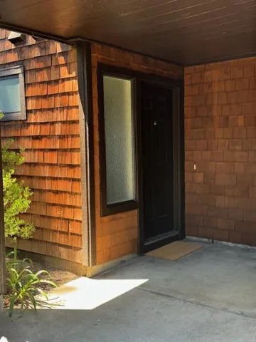 539 Thain Way, Palo Alto, California 94306