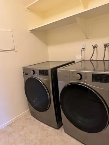 539 Thain Way, Palo Alto, California 94306