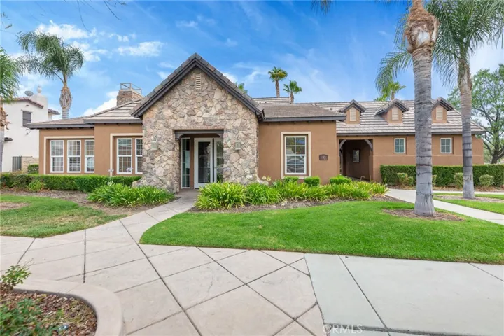 28444 Santa Rosa Lane 546, Saugus, California 91350