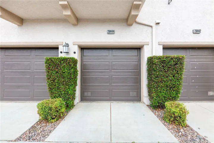 28444 Santa Rosa Lane 546, Saugus, California 91350