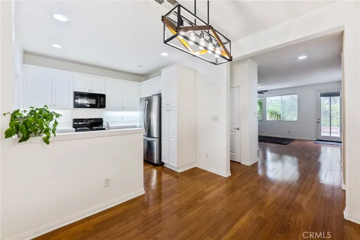 28444 Santa Rosa Lane 546, Saugus, California 91350