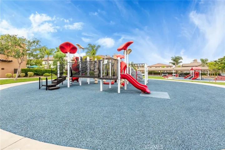 28444 Santa Rosa Lane 546, Saugus, California 91350