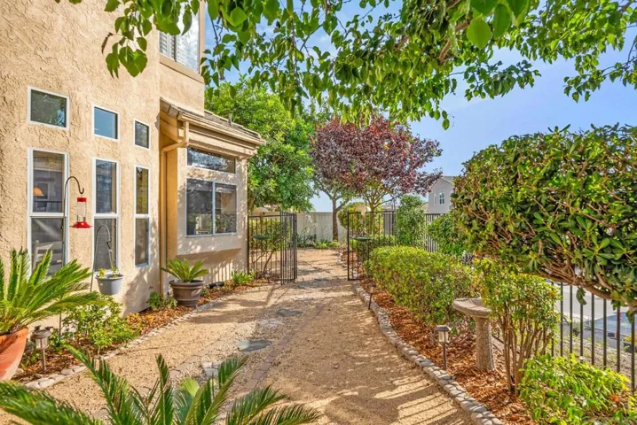 14090 Montfort Ct, San Diego, California 92128