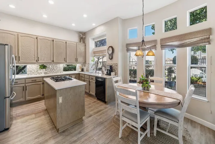 14090 Montfort Ct, San Diego, California 92128