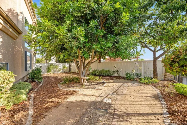 14090 Montfort Ct, San Diego, California 92128