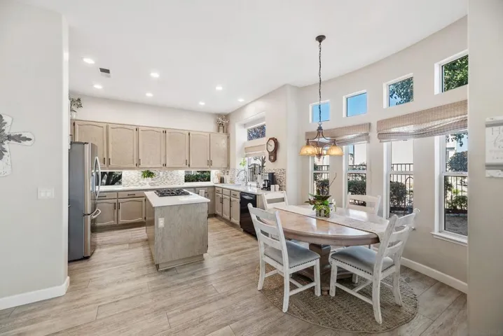 14090 Montfort Ct, San Diego, California 92128