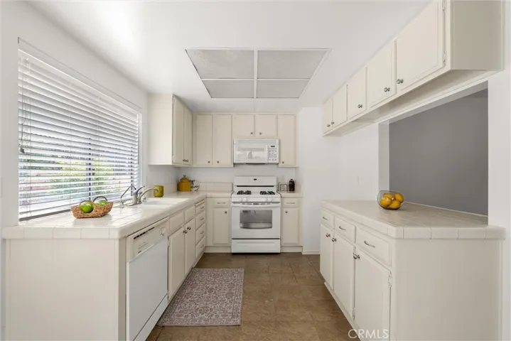 1414 Caddington Drive, Rancho Palos Verdes, California 90275