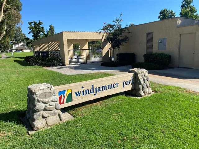 80 Windjammer, Irvine, California 92614