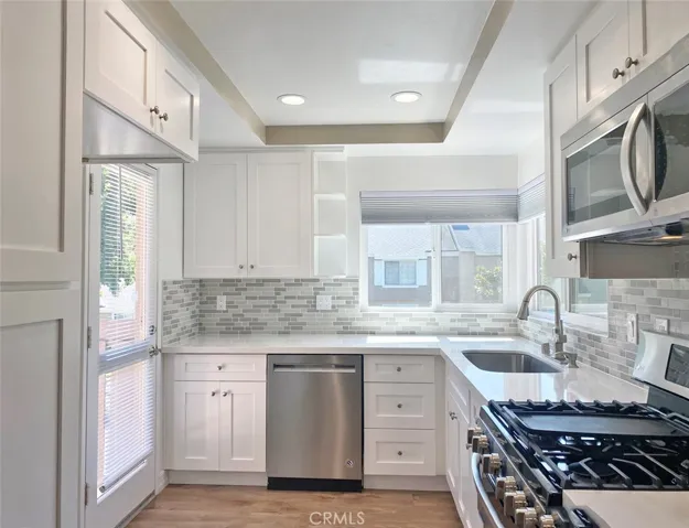 80 Windjammer, Irvine, California 92614