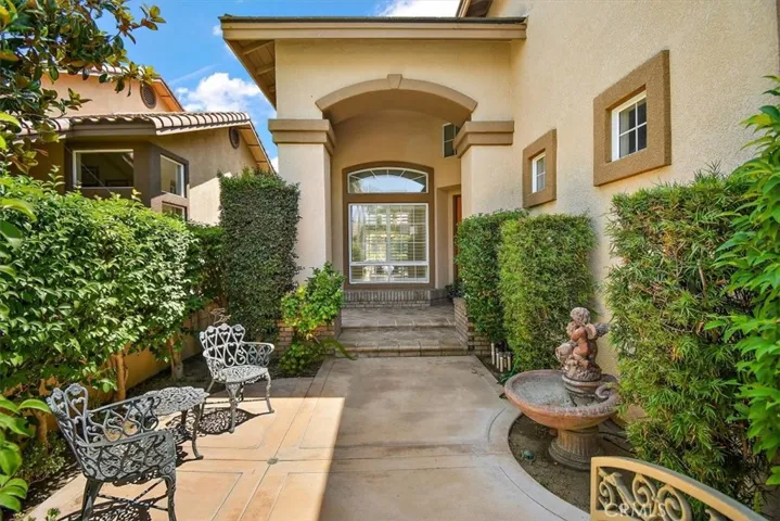 Entry Walk Way