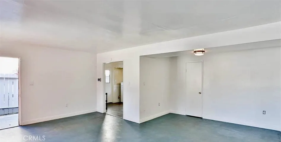 4843 Slauson Avenue, Maywood, California 90270