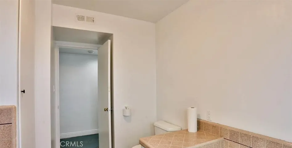 4843 Slauson Avenue, Maywood, California 90270